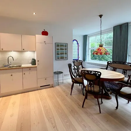 Haus Frebel, App 1 *